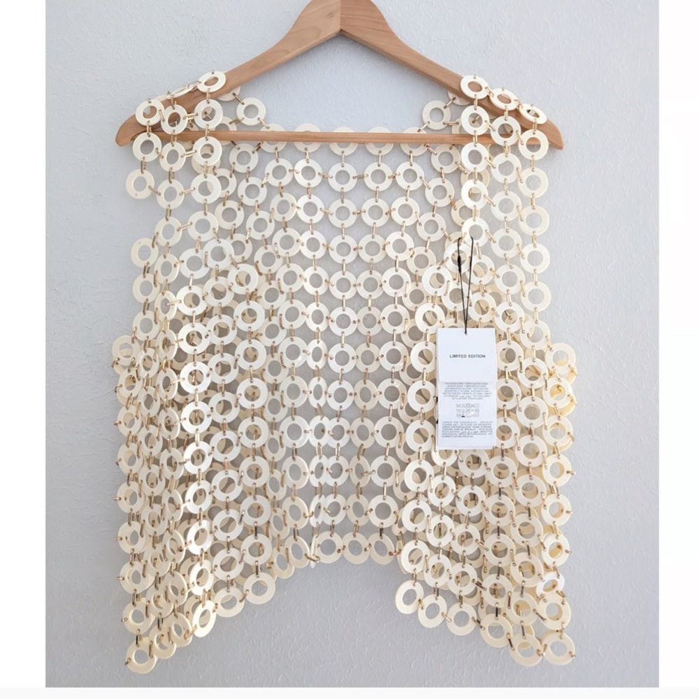 NWT Zara Women's Ivory and Gold Open Ring Vest - Medium
